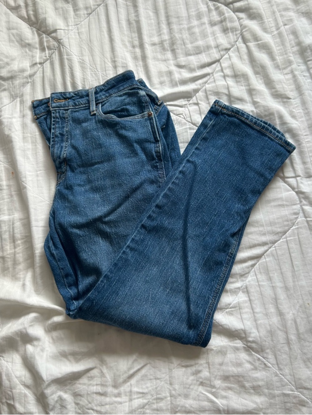 Women’s Old Navy vintage slim jeans